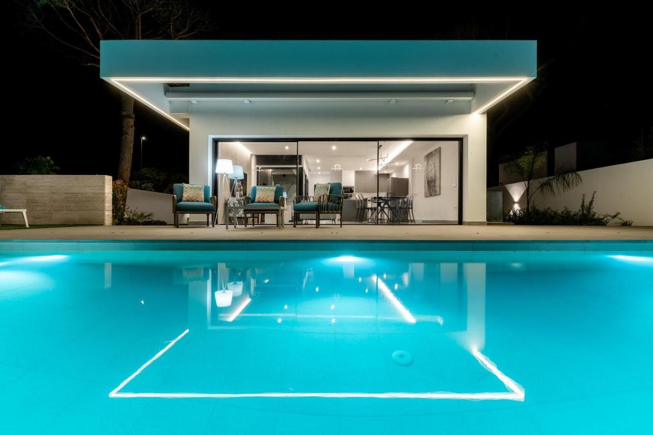 Lola Sea Villa Ново-Санкти-Петри Экстерьер фото